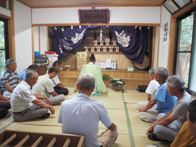 9月17日は白山十五夜祭り